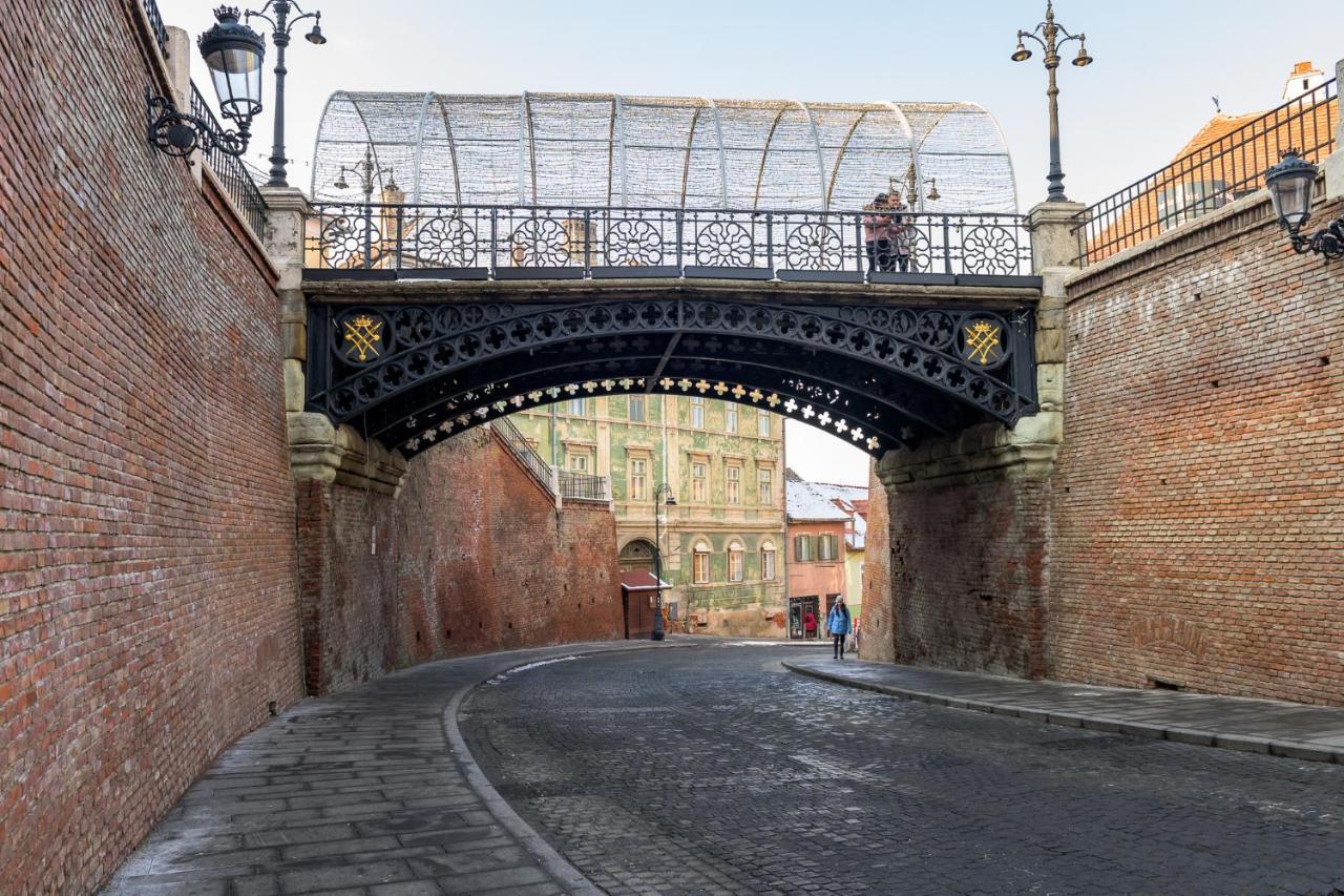 Apartment Queen Bridge Sibiu Exterior photo