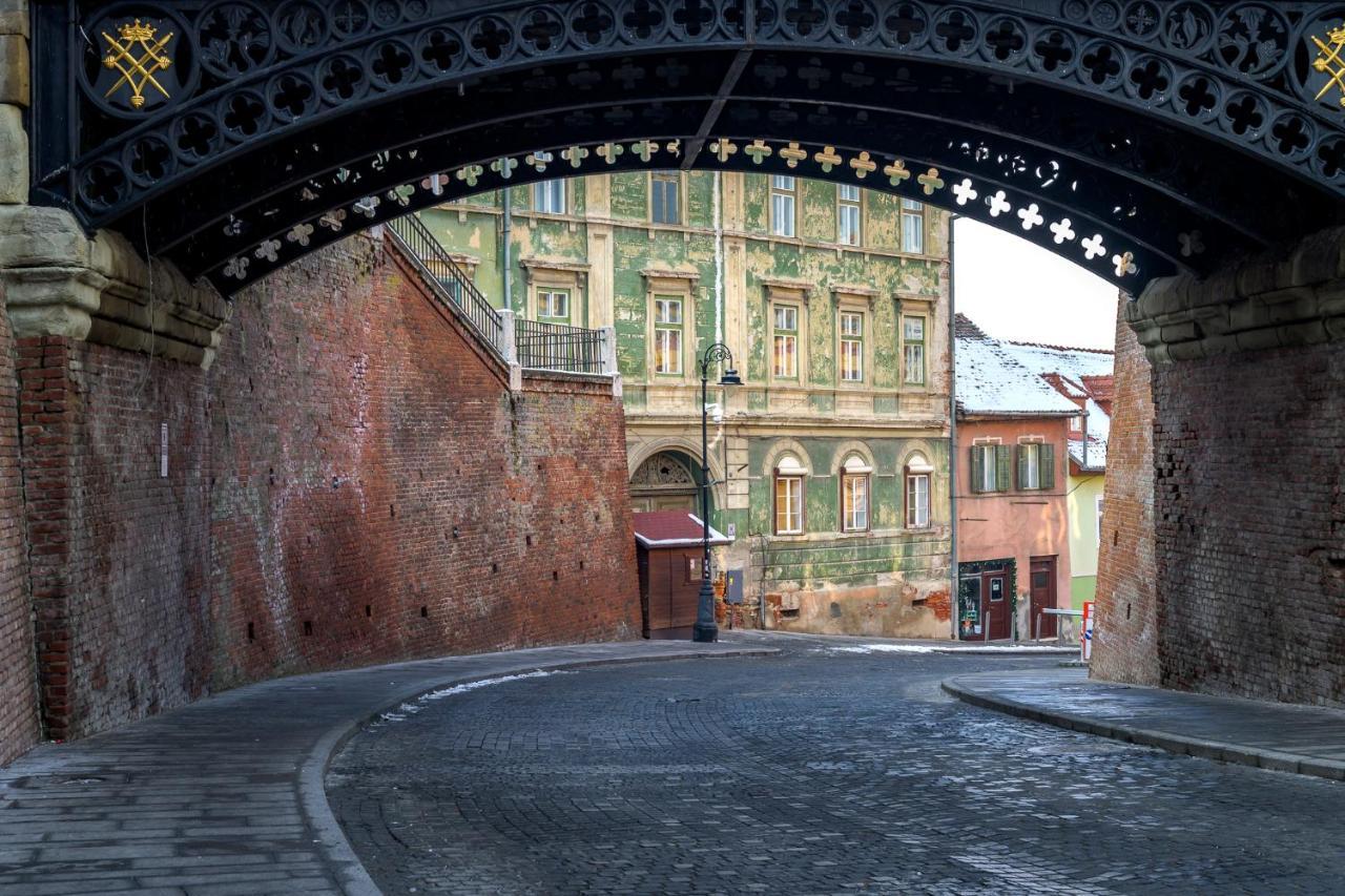 Apartment Queen Bridge Sibiu Exterior photo