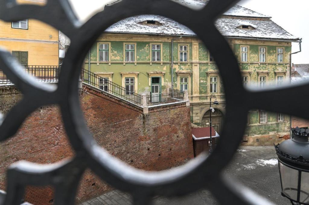 Apartment Queen Bridge Sibiu Exterior photo